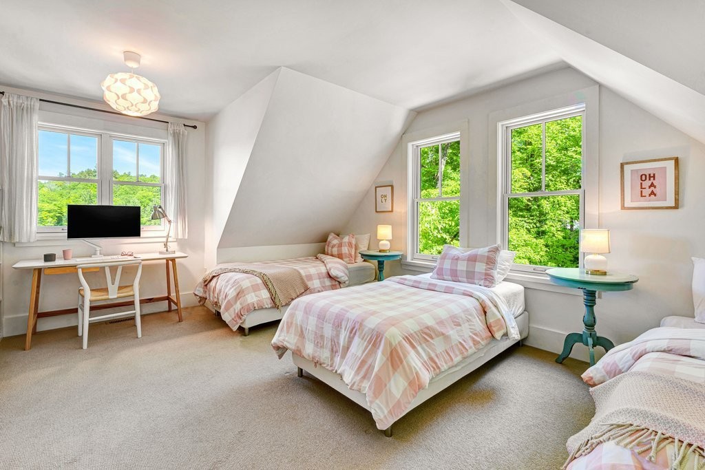 









673


Ch. du Lac-Meech

,
Chelsea,




QC
J9B1H9

