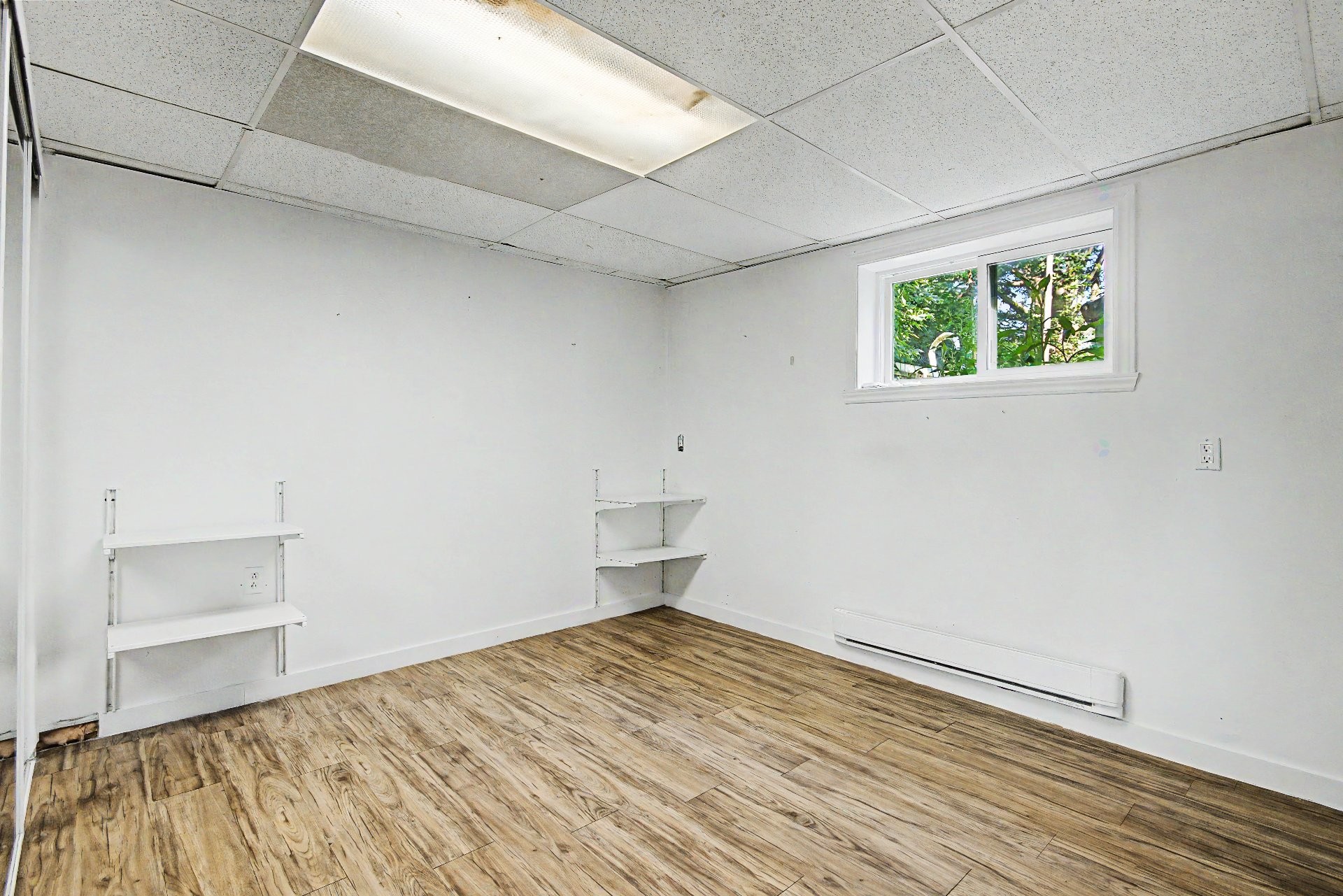 









1453


Rue De Gaulle

,
Longueuil (Saint-Hubert),




QC
J4T1M5

