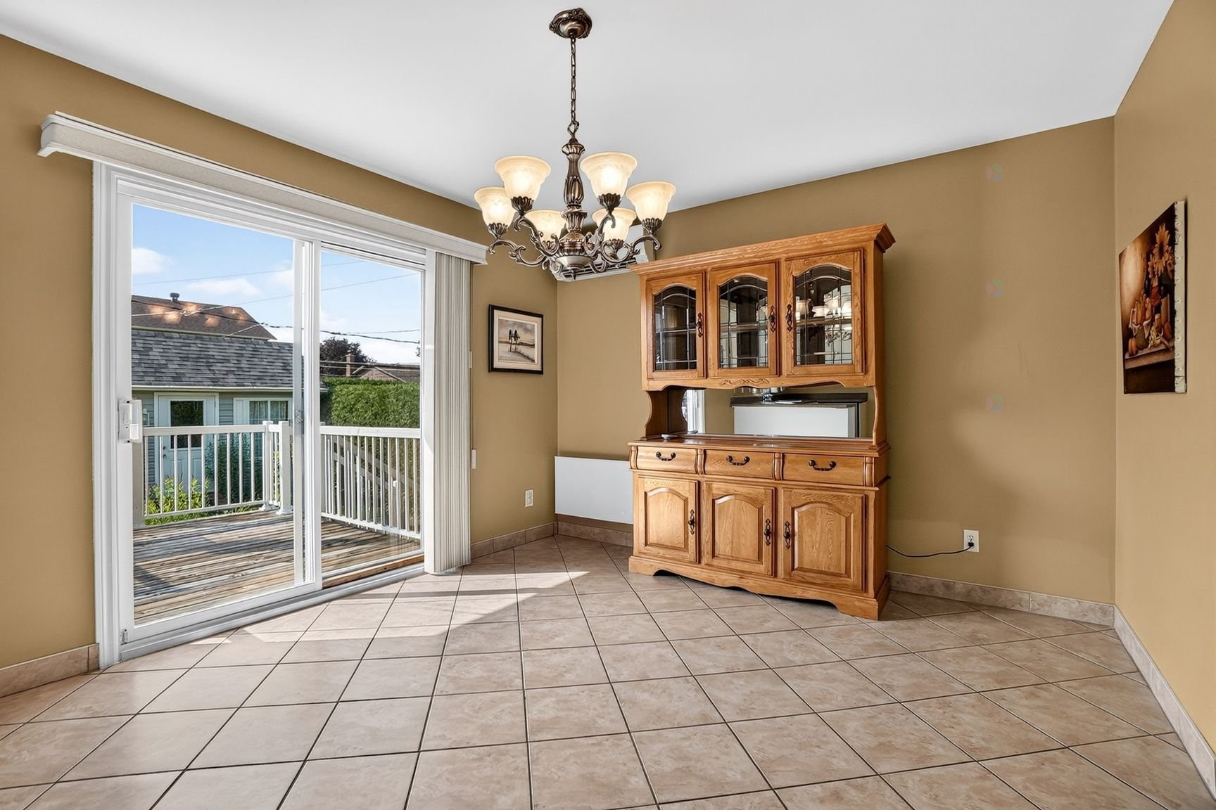 









1256


Rue Gauthier

,
Longueuil (Saint-Hubert),




QC
J4T3N7

