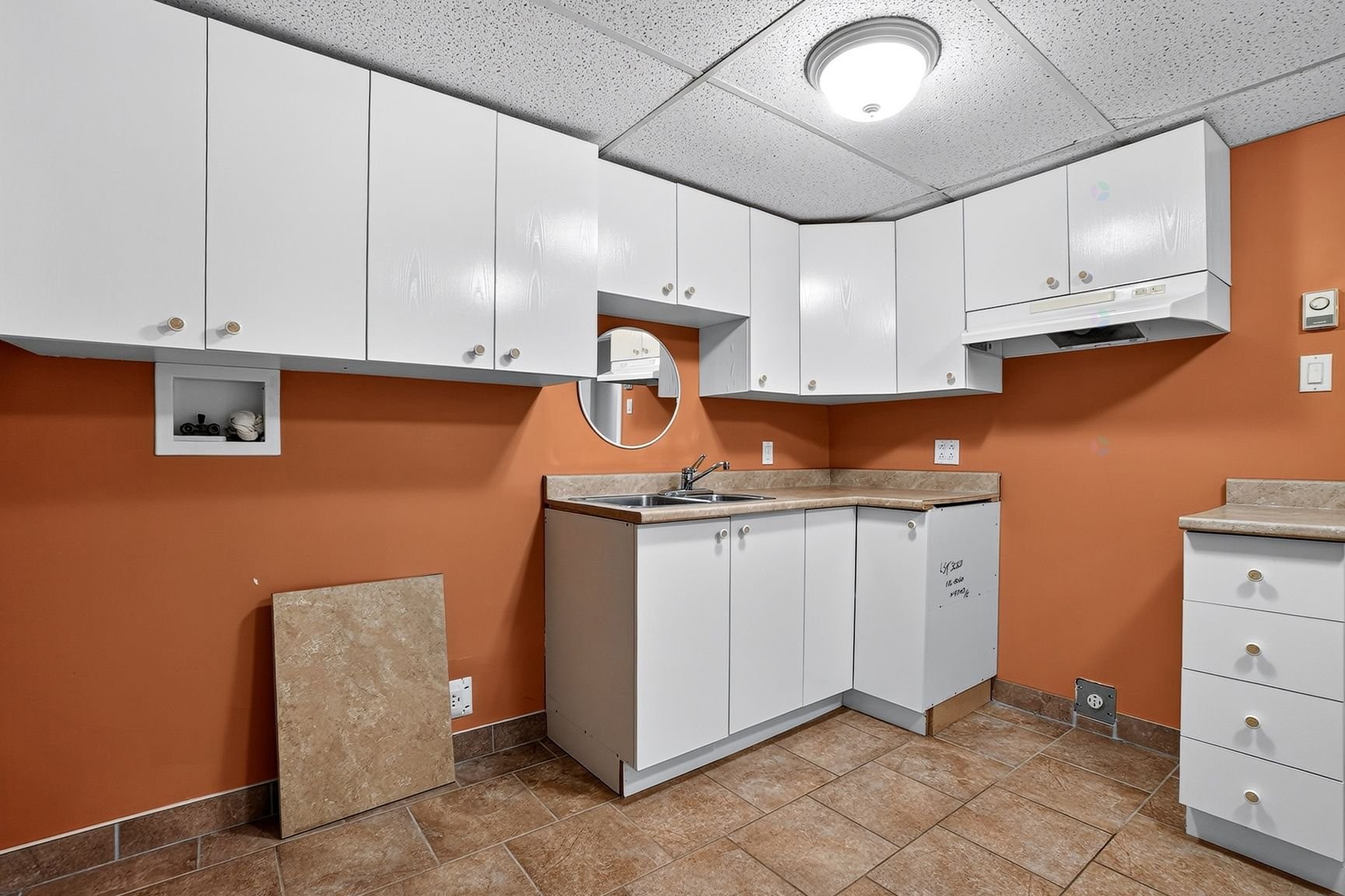 









1256


Rue Gauthier

,
Longueuil (Saint-Hubert),




QC
J4T3N7

