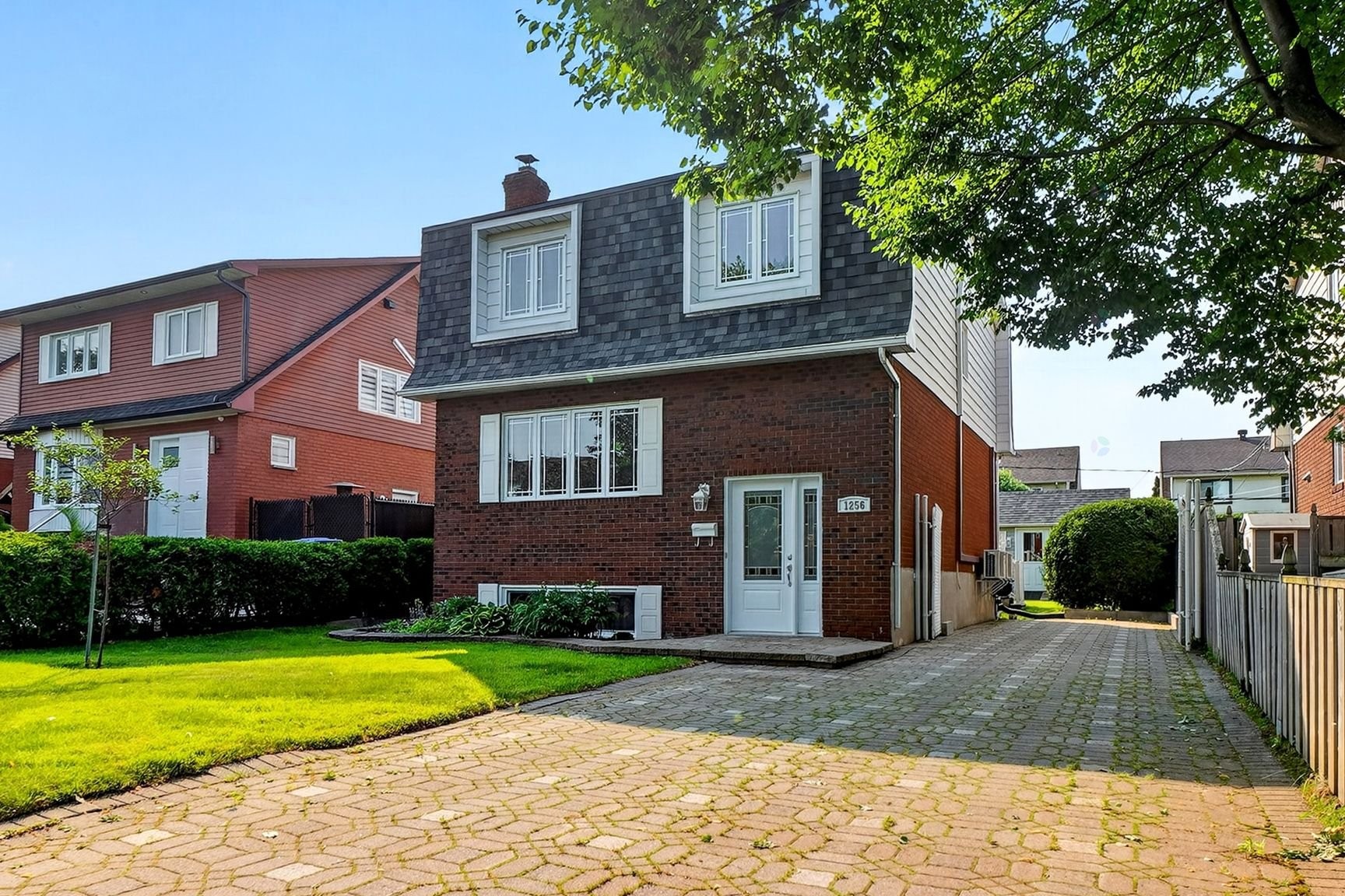 









1256


Rue Gauthier

,
Longueuil (Saint-Hubert),




QC
J4T3N7

