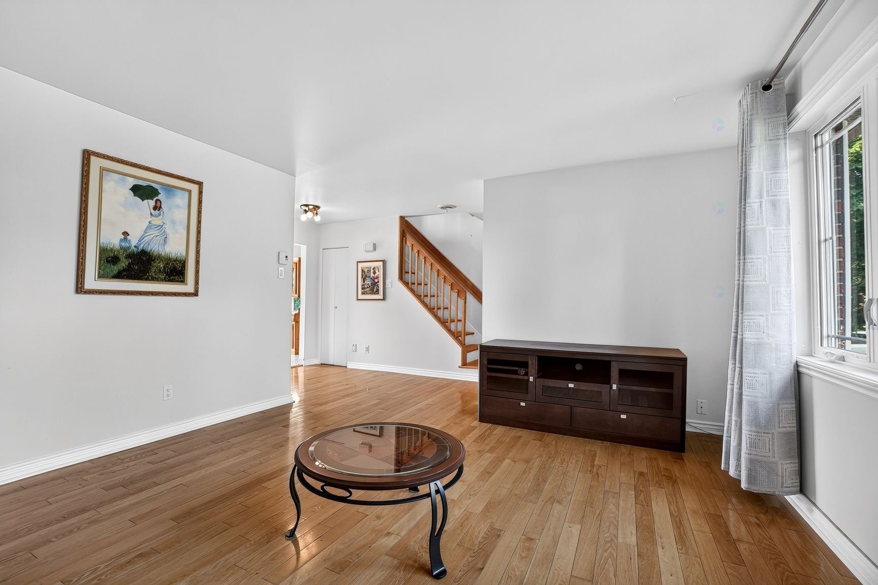 









1256


Rue Gauthier

,
Longueuil (Saint-Hubert),




QC
J4T3N7

