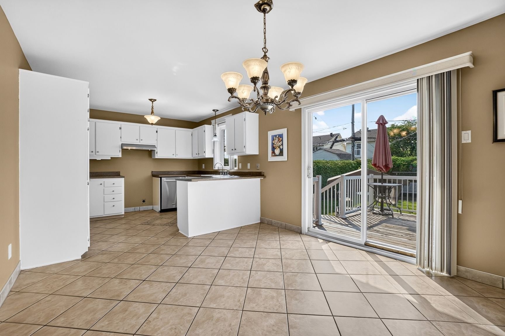









1256


Rue Gauthier

,
Longueuil (Saint-Hubert),




QC
J4T3N7

