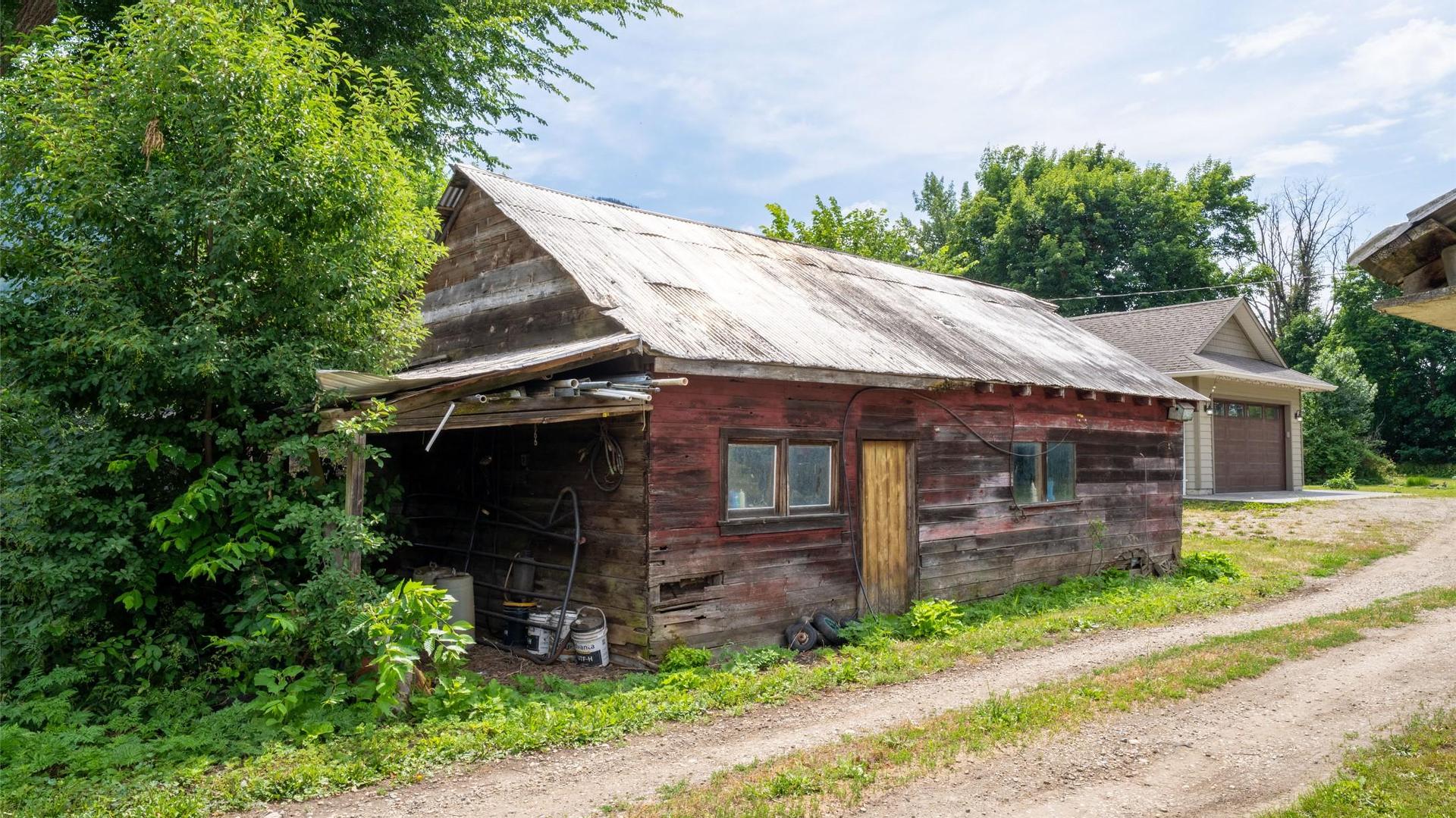 









51


Monks

Road,
Grindrod,







BC
V0E 1Y0

