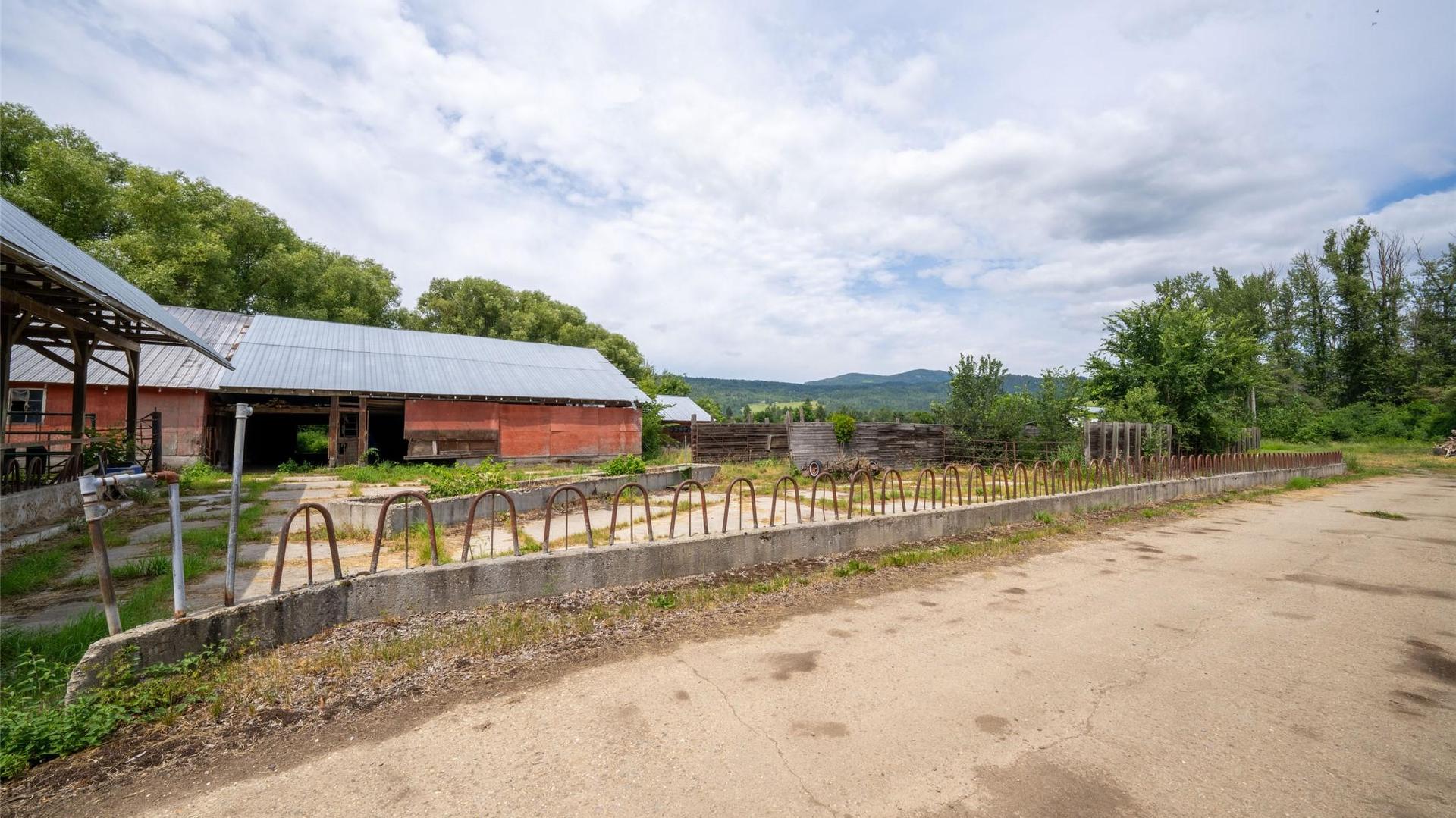 









51


Monks

Road,
Grindrod,







BC
V0E 1Y0

