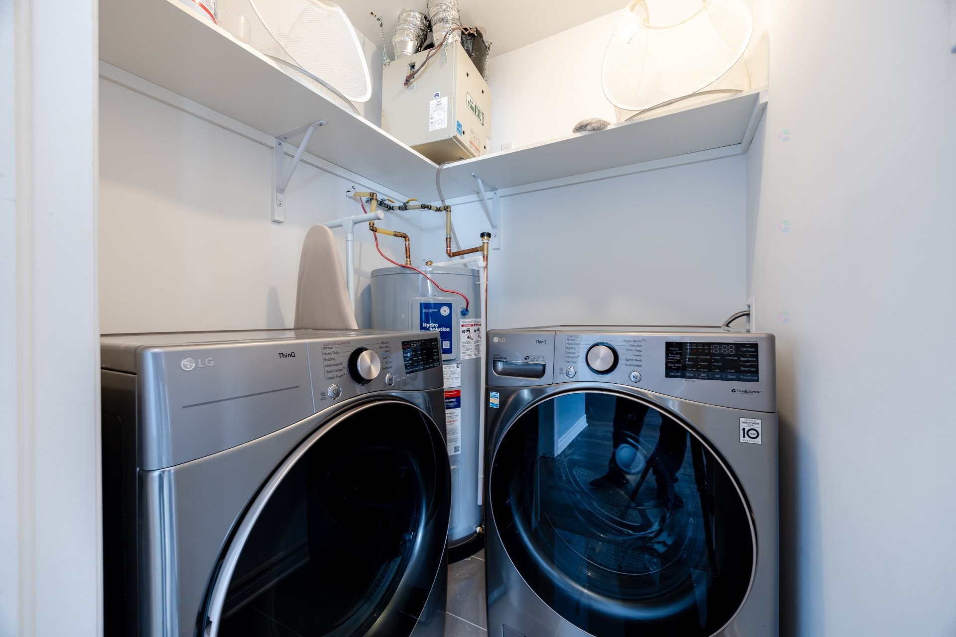 









221


Boul. Bouchard

, 6,
Dorval,




QC
H9S1A9

