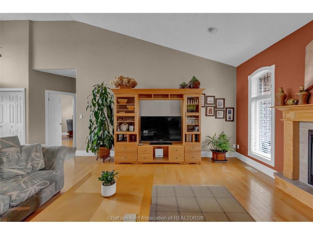 









95


Henry O'Way

...,
Chatham,




ON
N7L 5M4

