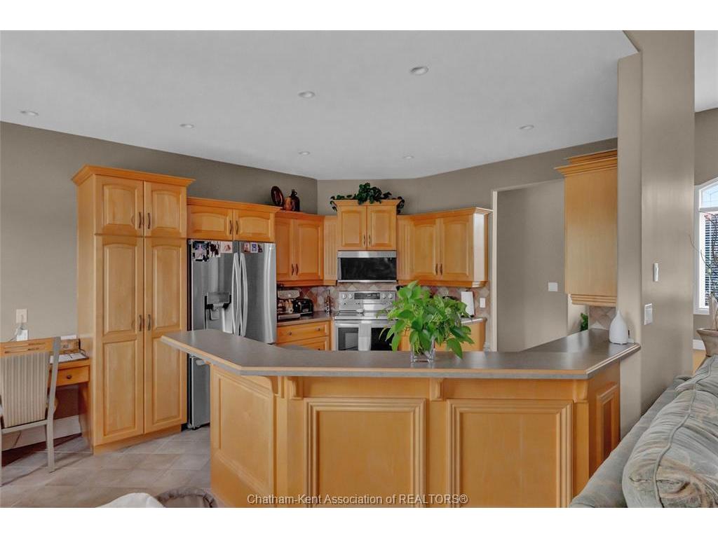 









95


Henry O'Way

...,
Chatham,




ON
N7L 5M4

