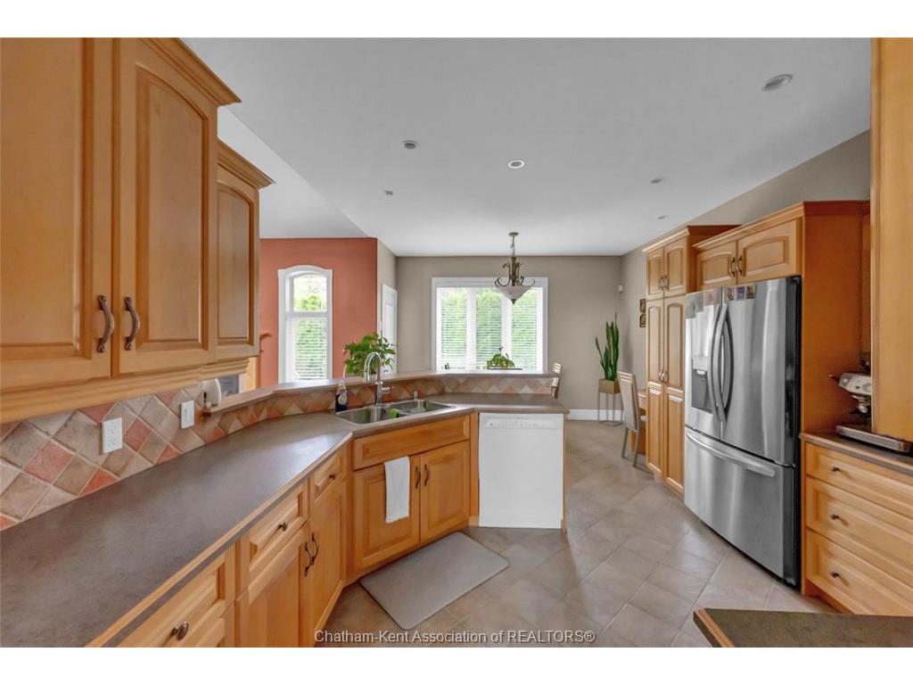 









95


Henry O'Way

...,
Chatham,




ON
N7L 5M4

