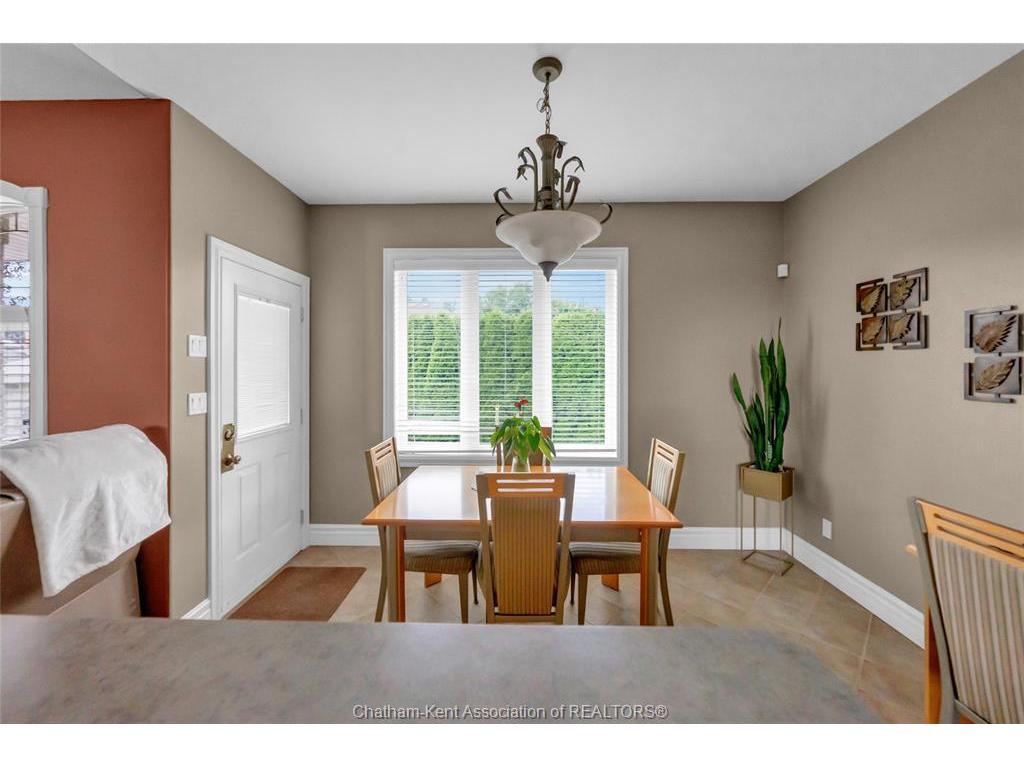 









95


Henry O'Way

...,
Chatham,




ON
N7L 5M4


