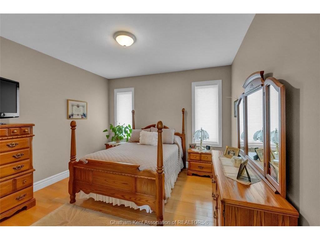









95


Henry O'Way

...,
Chatham,




ON
N7L 5M4

