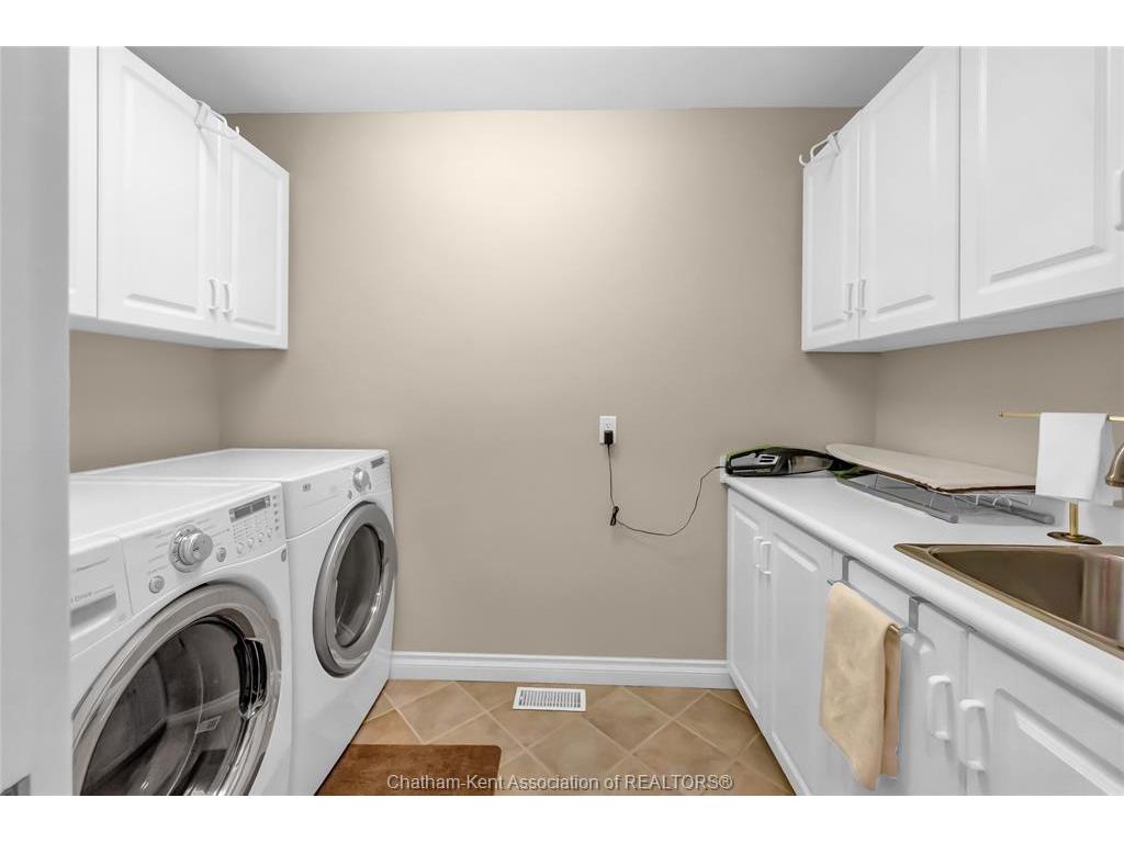 









95


Henry O'Way

...,
Chatham,




ON
N7L 5M4

