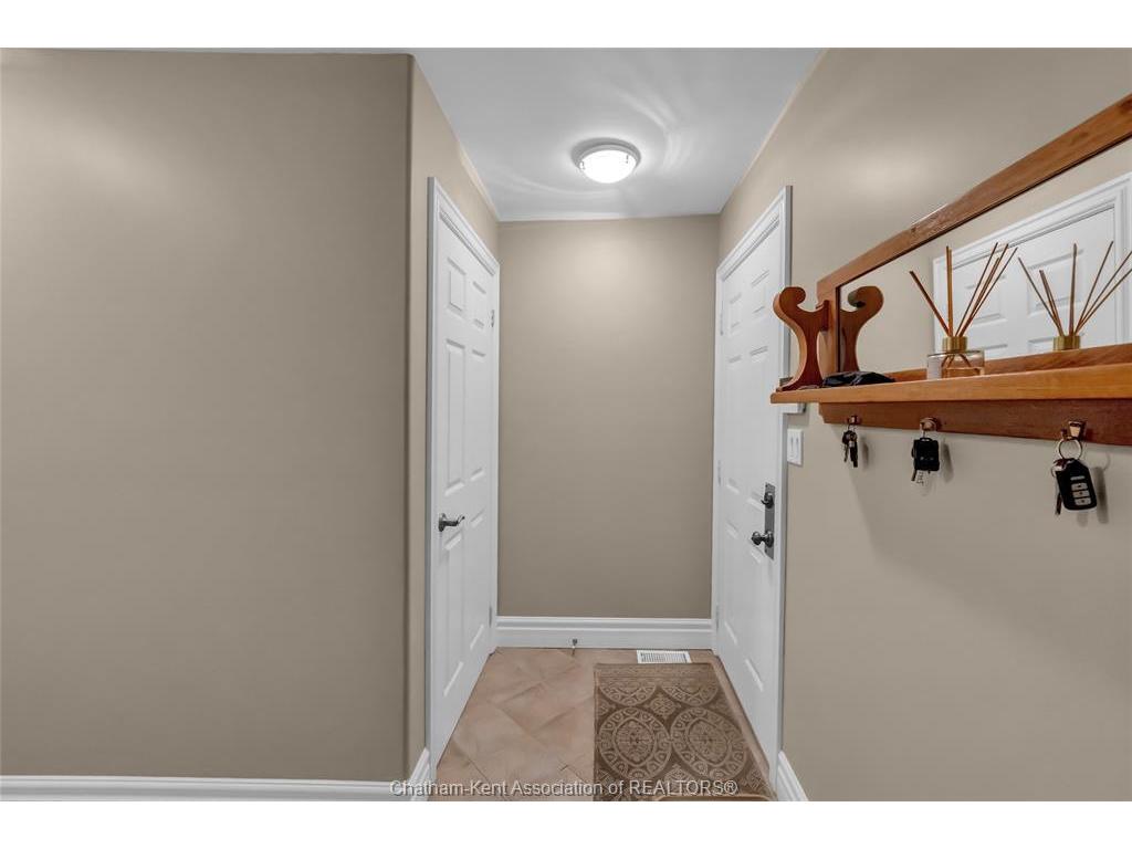 









95


Henry O'Way

...,
Chatham,




ON
N7L 5M4

