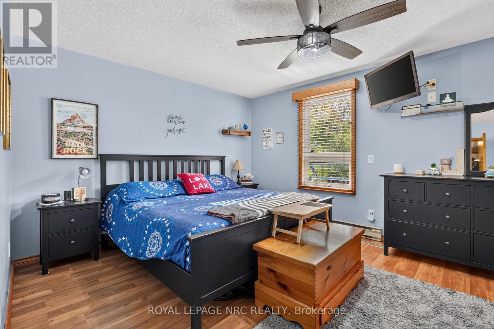 












979 CRESCENT ROAD

,
Fort Erie (Crescent Park),




Ontario
L2A4R6

