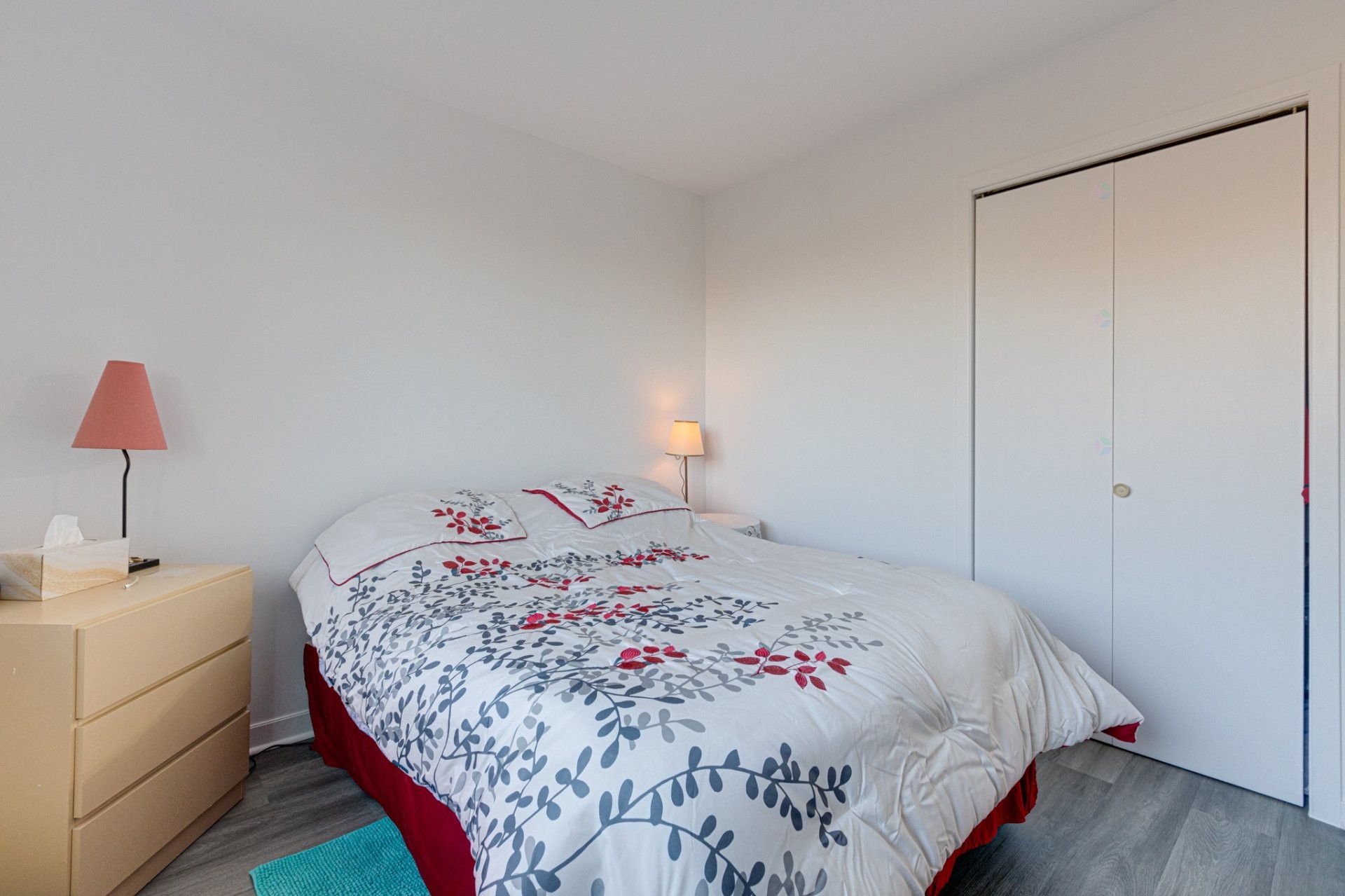 









1071


Av. Berthe-Louard

, 302,
Montréal (Ahuntsic-Cartierville),




QC
H2M2J6

