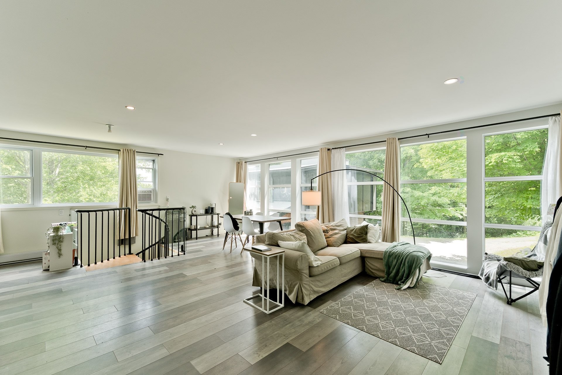 









1460


Ch. Riverview

,
Sherbrooke (Lennoxville),




QC
J1M0B2

