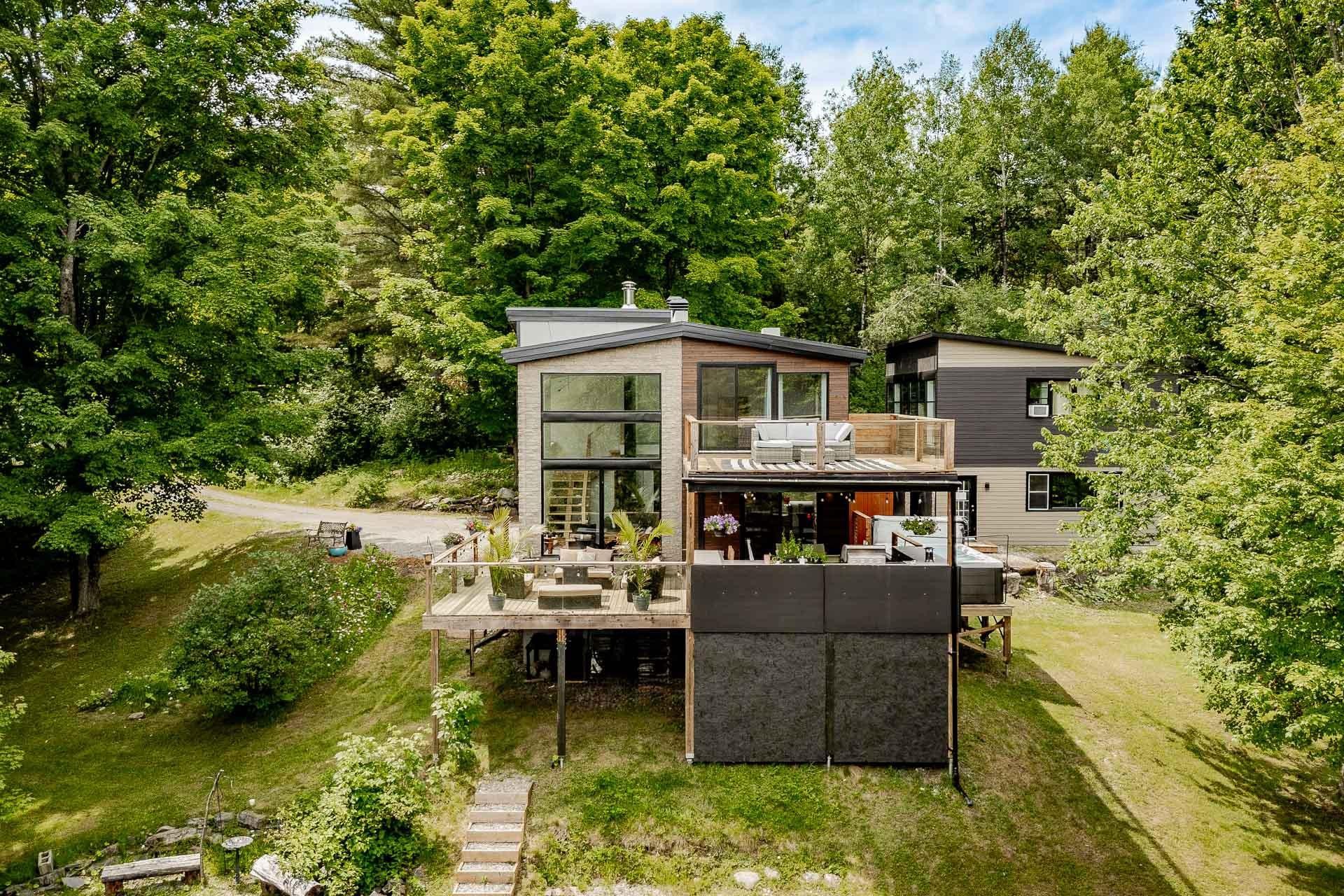 









1460


Ch. Riverview

,
Sherbrooke (Lennoxville),




QC
J1M0B2


