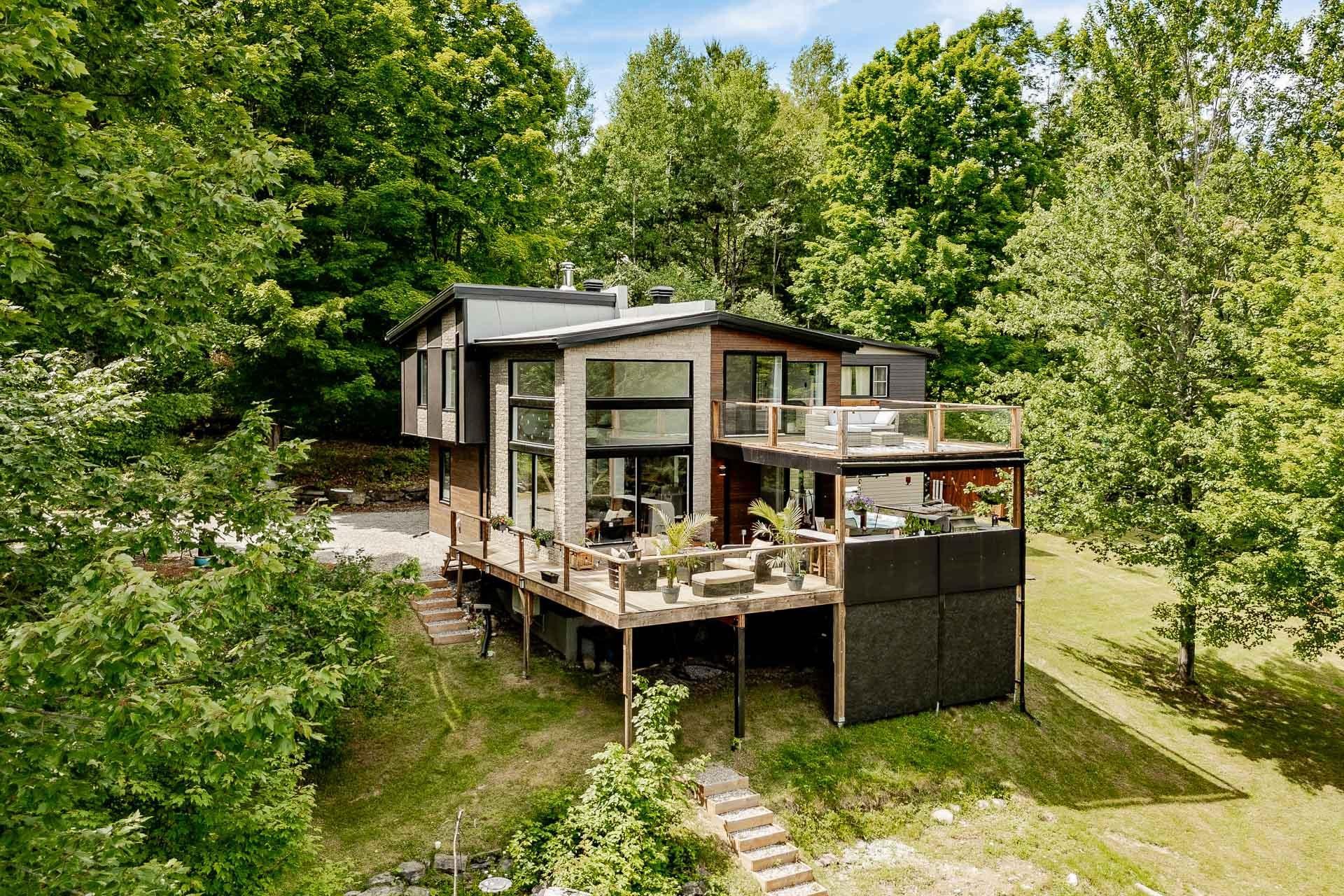 









1460


Ch. Riverview

,
Sherbrooke (Lennoxville),




QC
J1M0B2

