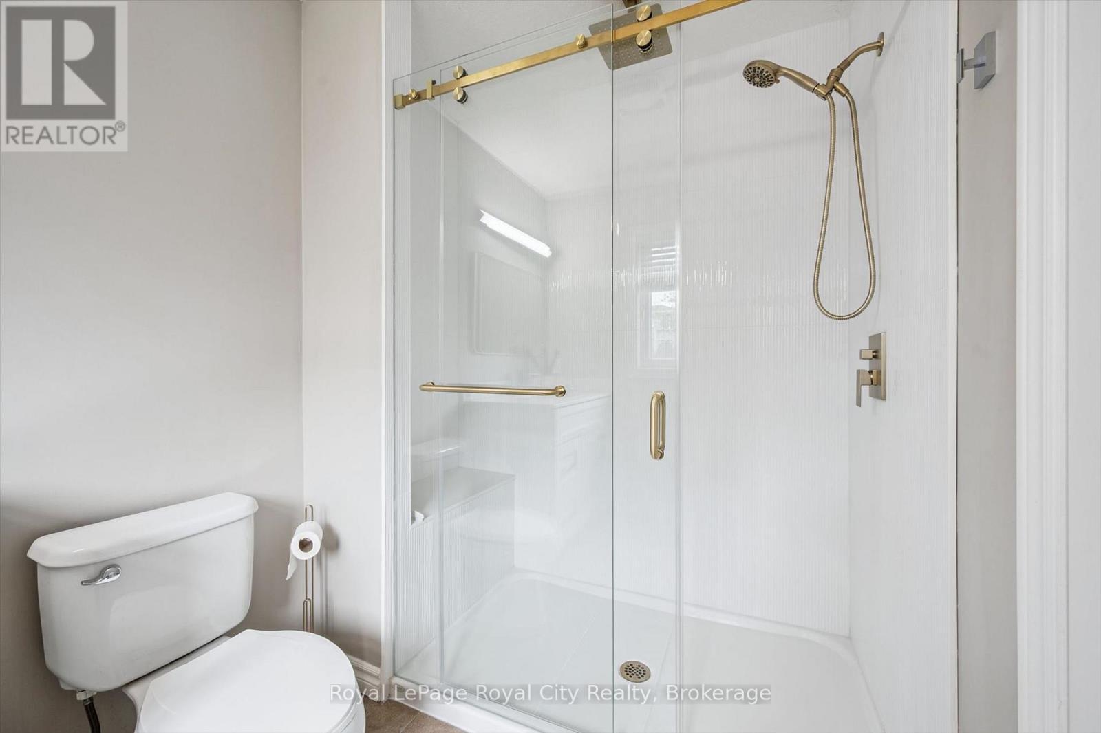 












144 KEMP CRESCENT

,
Guelph (Grange Road),




Ontario
N1E0K1

