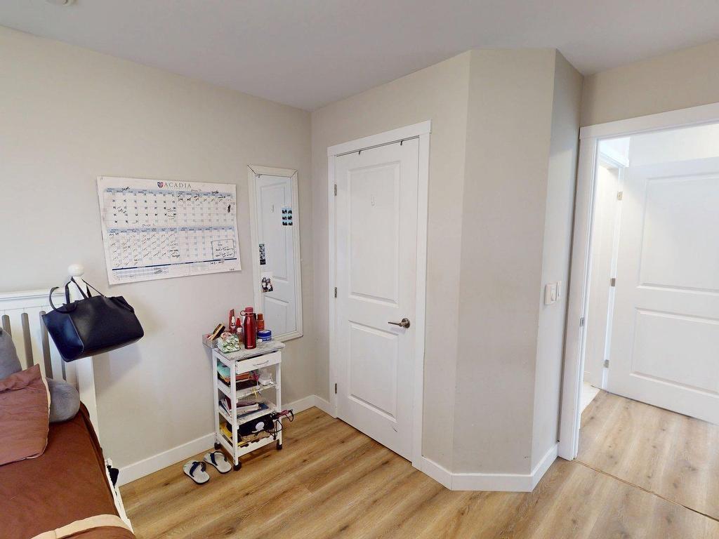 












126 Cortland Ridge

,
Halifax,




NS
B3R 0G6

