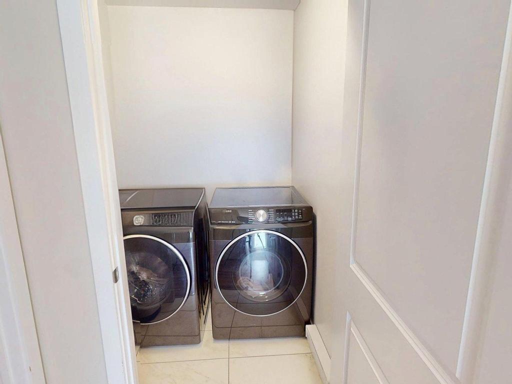 












126 Cortland Ridge

,
Halifax,




NS
B3R 0G6

