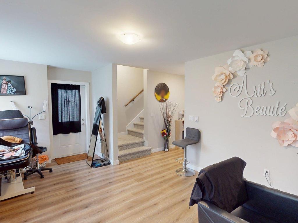 












126 Cortland Ridge

,
Halifax,




NS
B3R 0G6

