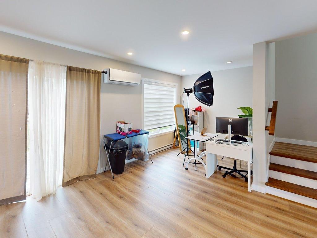 












126 Cortland Ridge

,
Halifax,




NS
B3R 0G6

