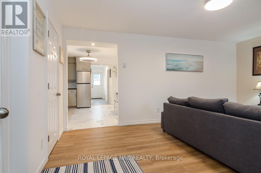 












84 IDYLEWYLDE PLACE

,
Fort Erie (Central),




Ontario
L2A2L1

