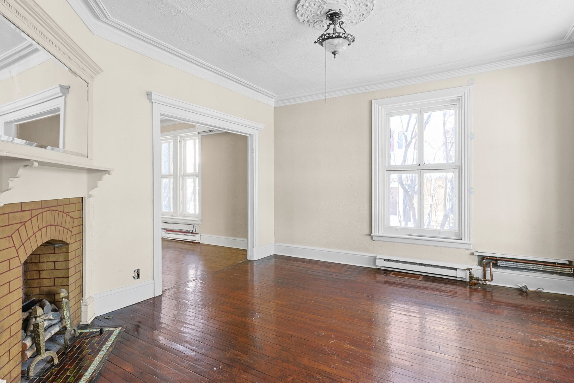 









331


Boul. D'Youville

,
Châteauguay,




QC
J6J4S4

