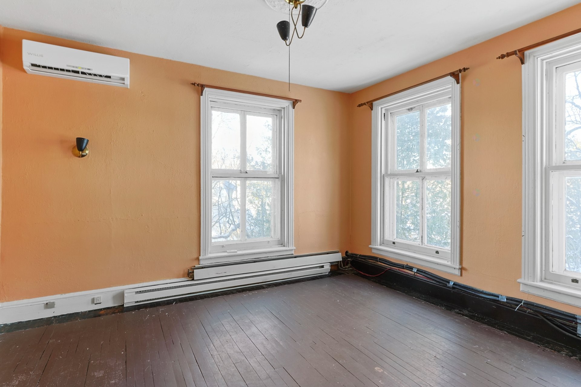









331


Boul. D'Youville

,
Châteauguay,




QC
J6J4S4

