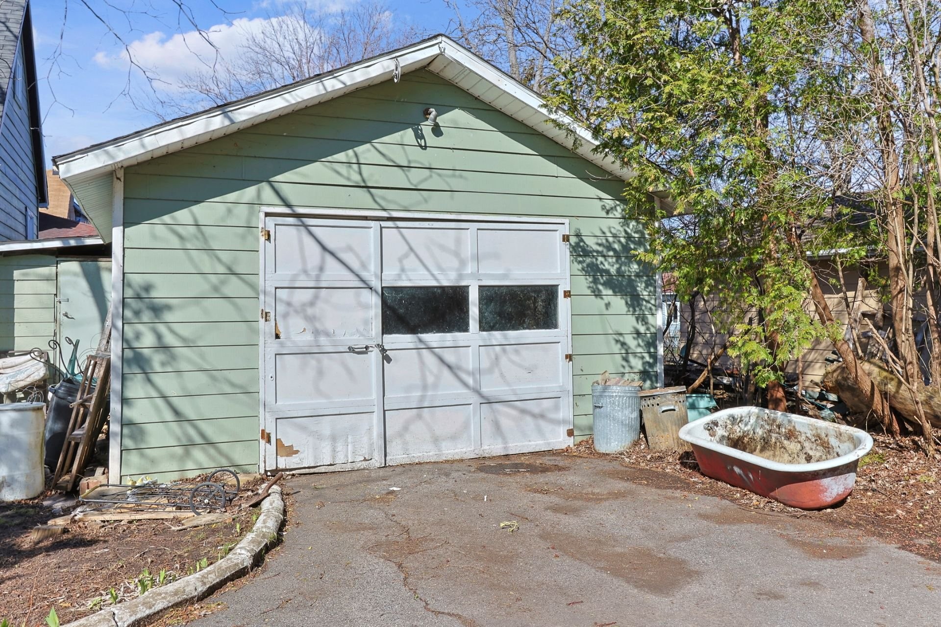









331


Boul. D'Youville

,
Châteauguay,




QC
J6J4S4

