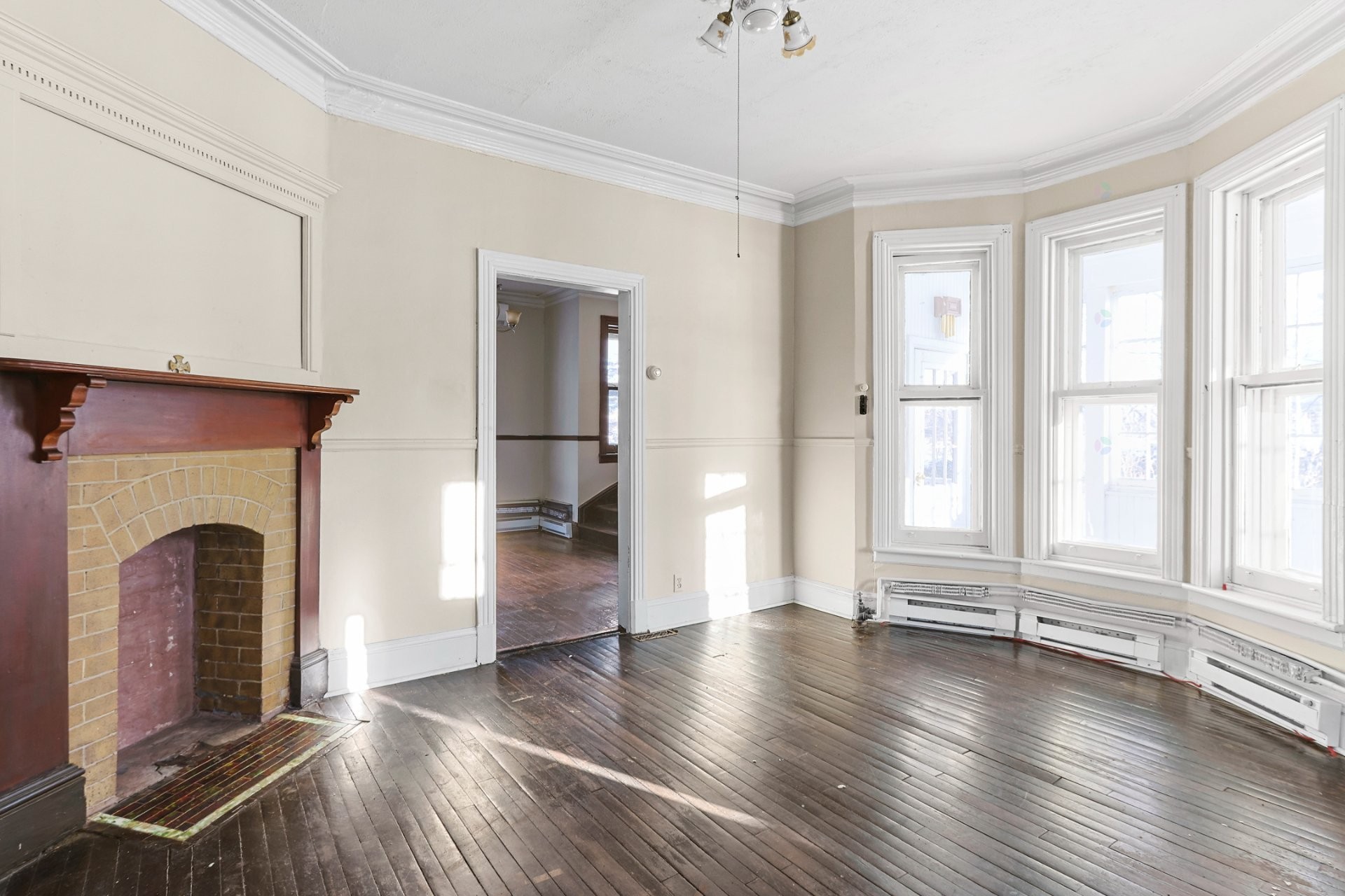 









331


Boul. D'Youville

,
Châteauguay,




QC
J6J4S4

