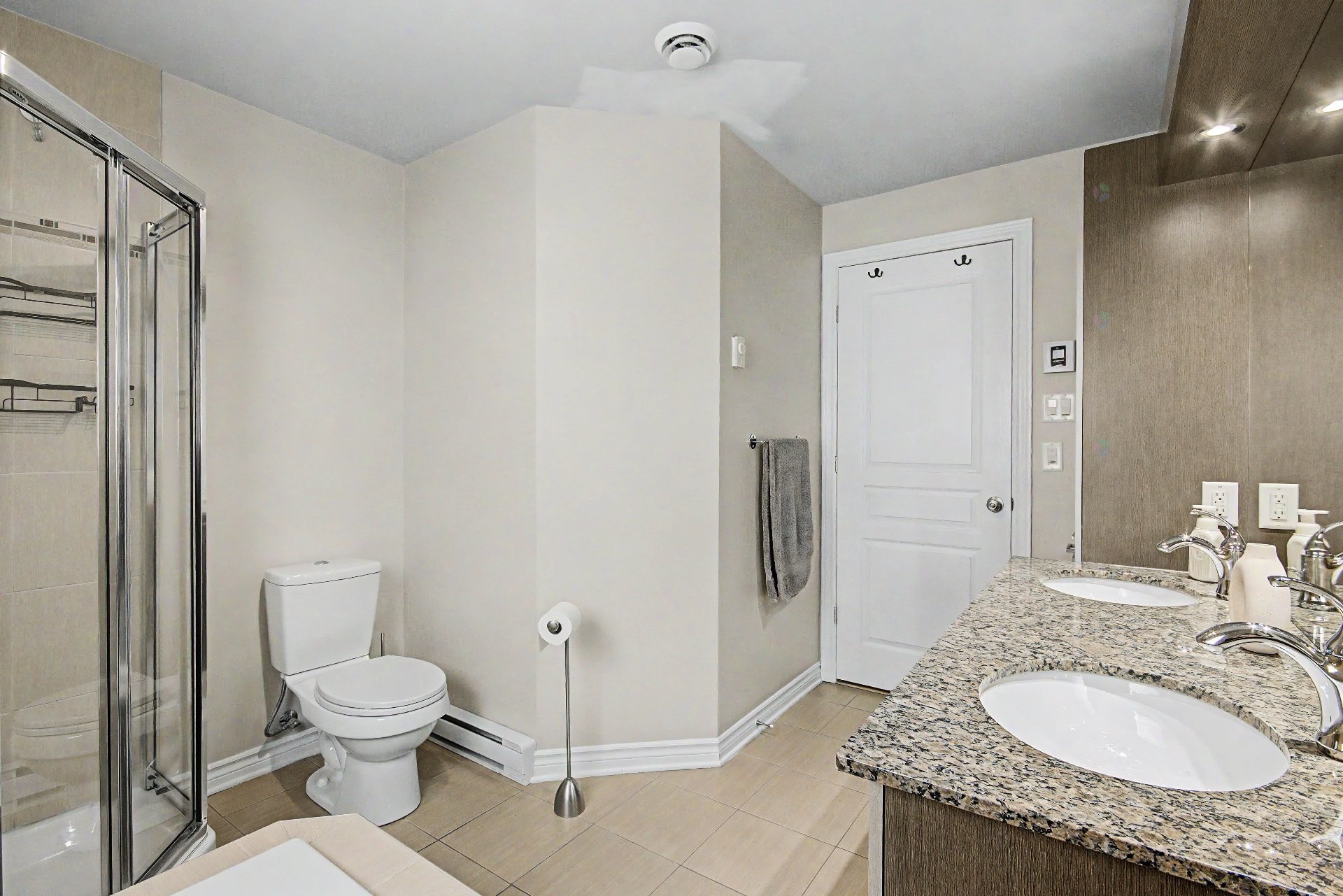 









185


Rue du Sanctuaire

, 1,
Sainte-Julie,




QC
J3E0B1

