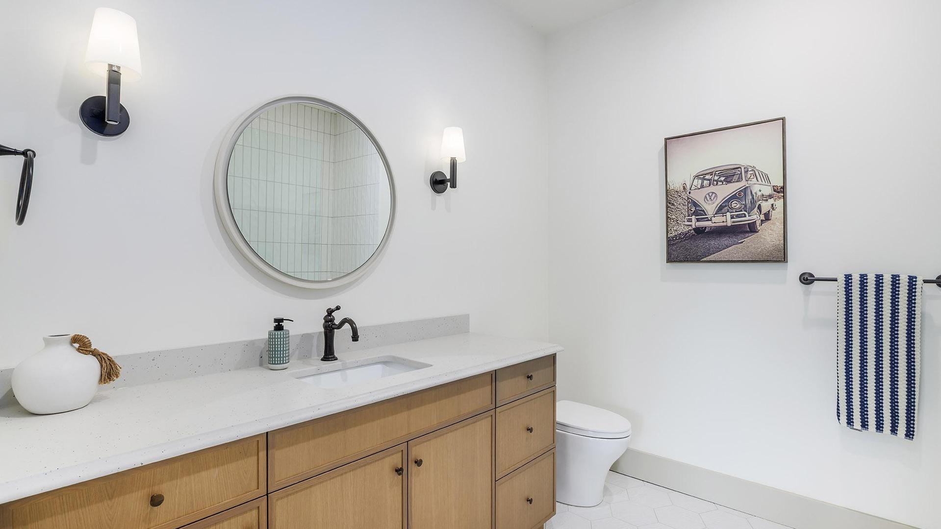 









3448


Arrowroot

Drive,
Kelowna,




BC
V1V 3G2

