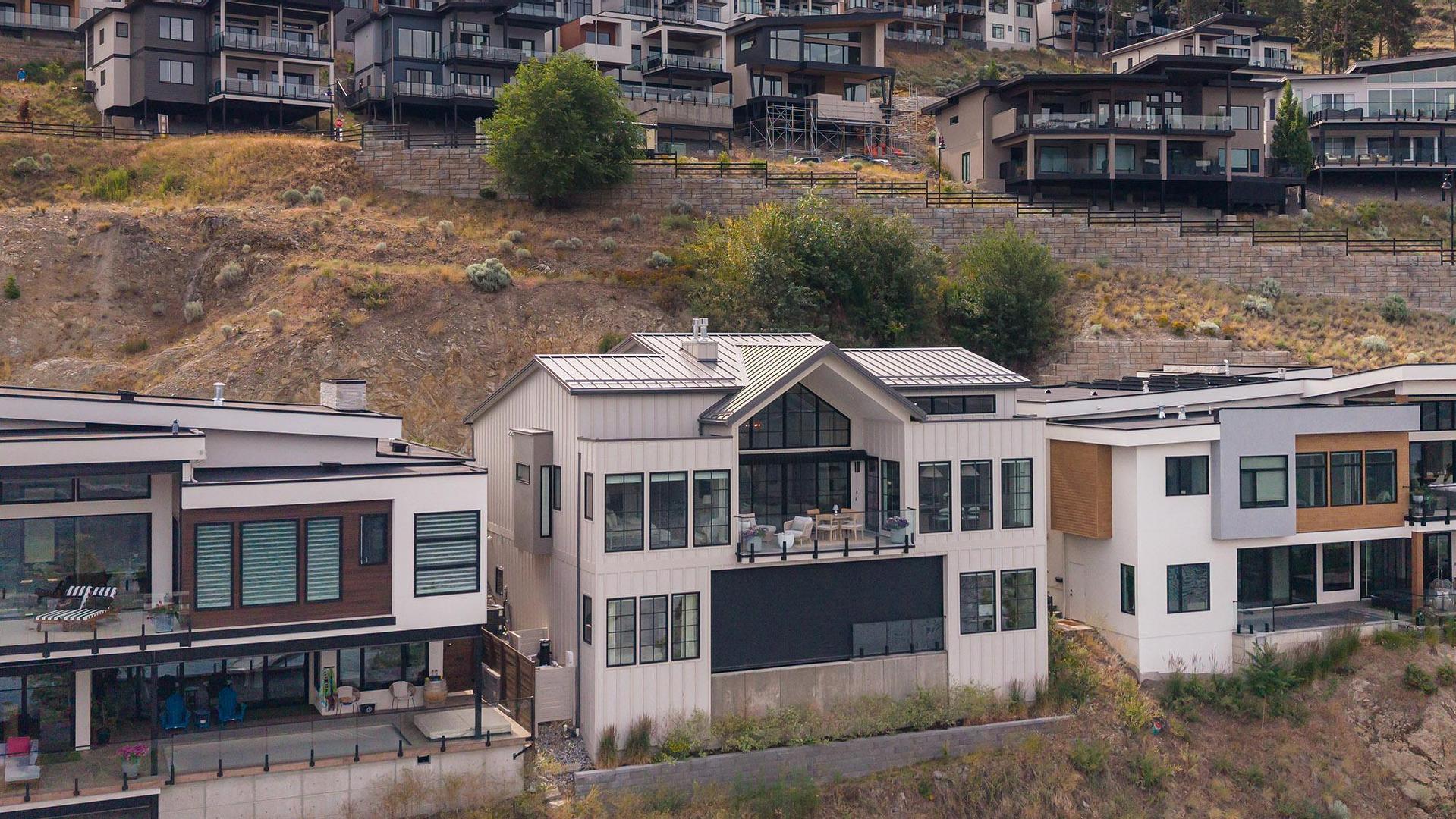









3448


Arrowroot

Drive,
Kelowna,




BC
V1V 3G2

