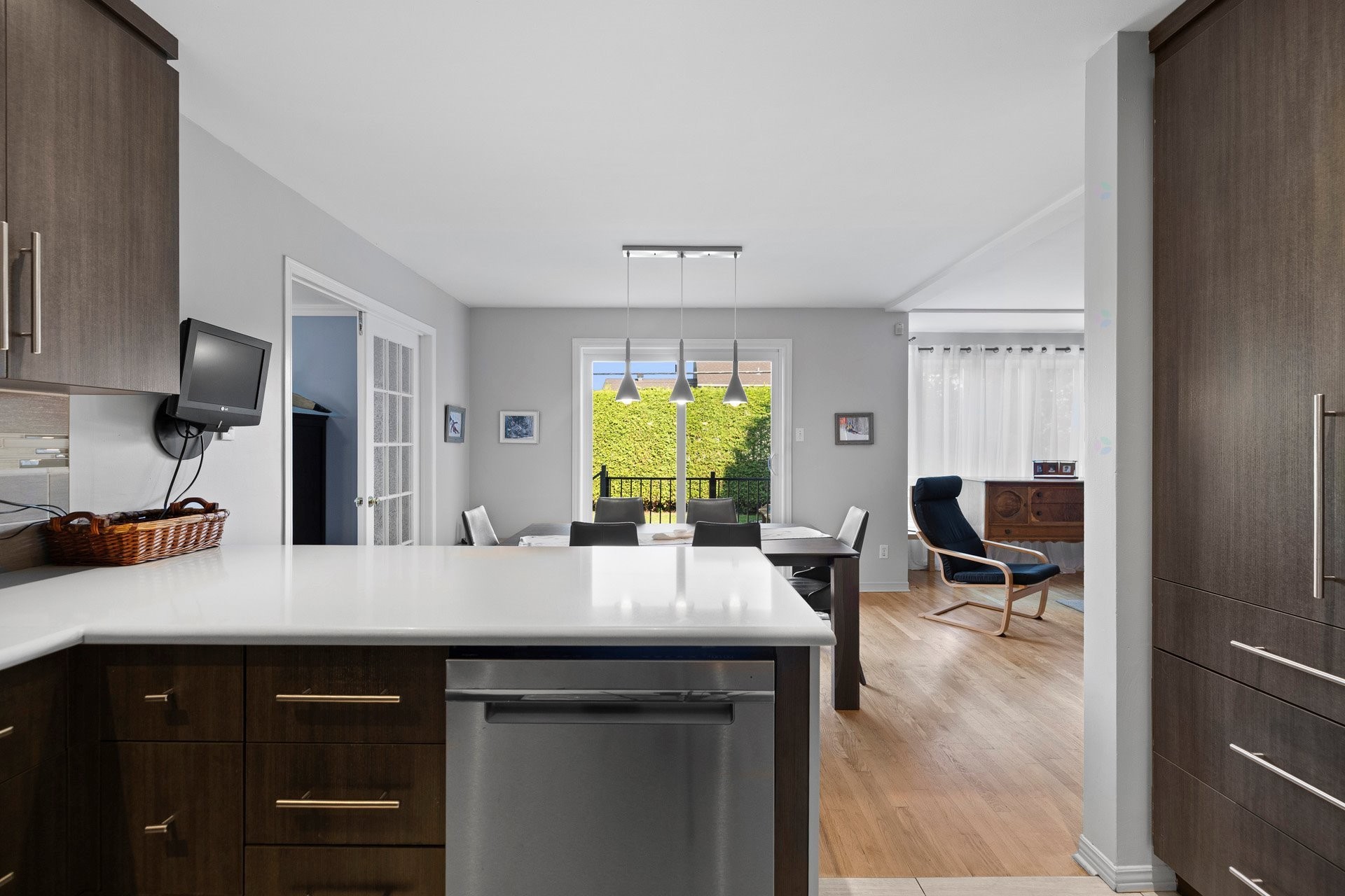









28


Rue Pasteur

,
Notre-Dame-de-l'Île-Perrot,




QC
J7W1Z2

