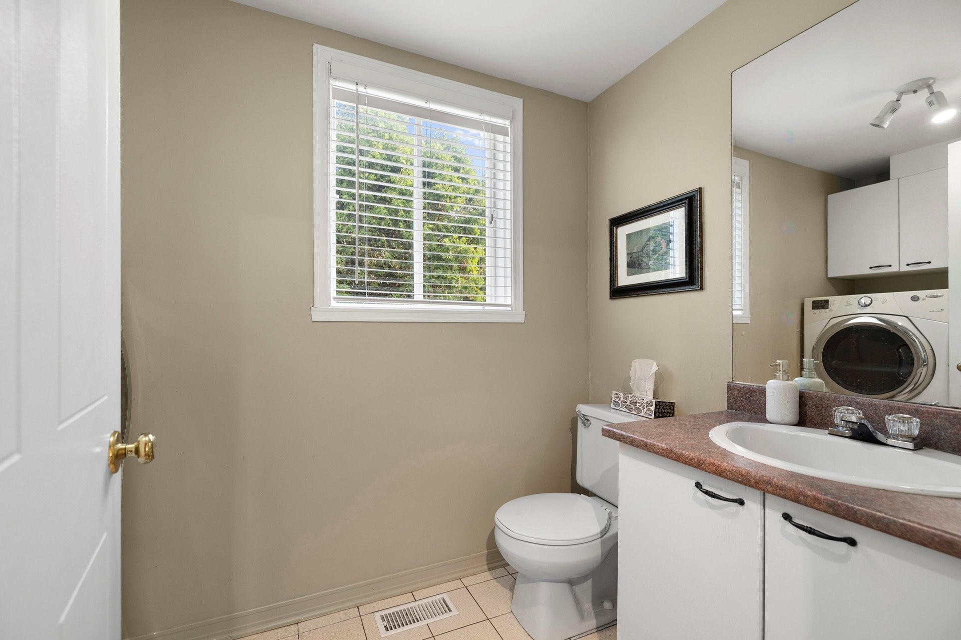 









28


Rue Pasteur

,
Notre-Dame-de-l'Île-Perrot,




QC
J7W1Z2


