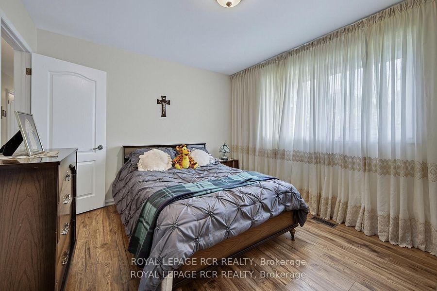 









3269


Concession 7

N/A,
Adjala-Tosorontio,







ON
L0G 1L0

