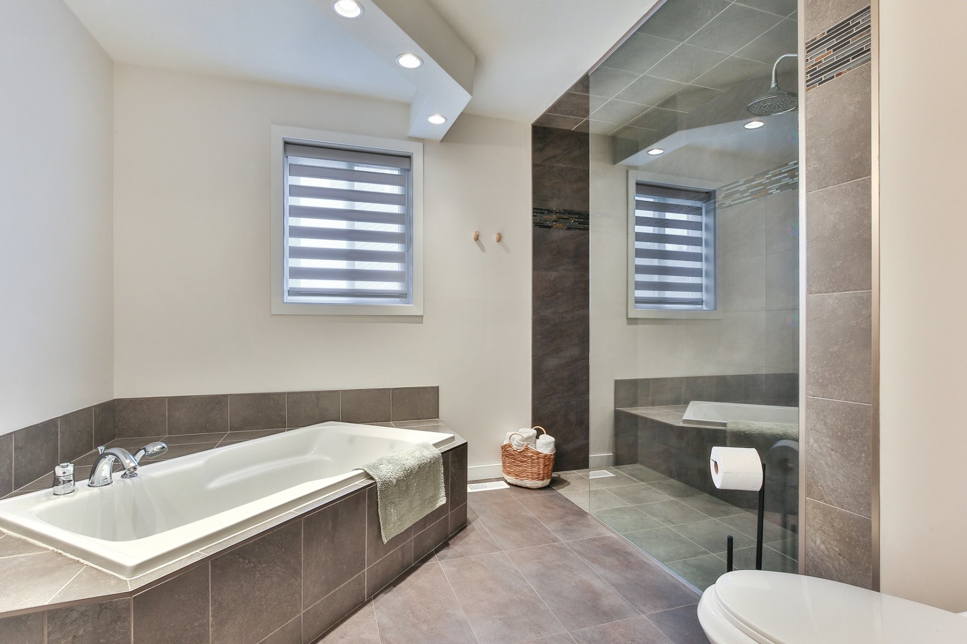 









185


Rue Marquis

,
Saint-Jean-sur-Richelieu,




QC
J2W1M1

