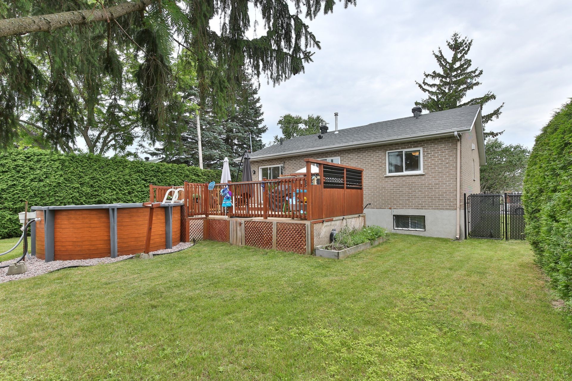 









185


Rue Marquis

,
Saint-Jean-sur-Richelieu,




QC
J2W1M1


