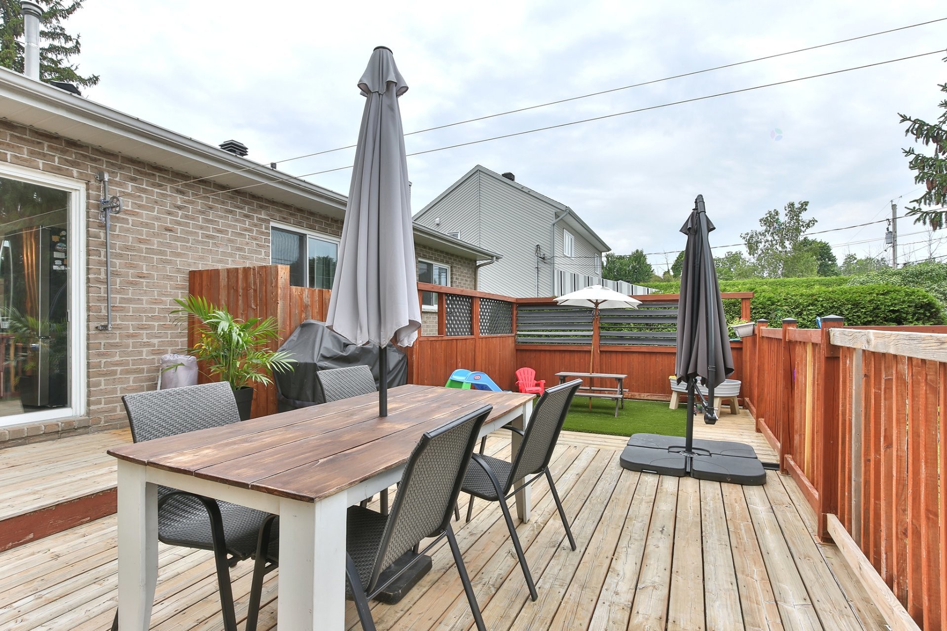 









185


Rue Marquis

,
Saint-Jean-sur-Richelieu,




QC
J2W1M1

