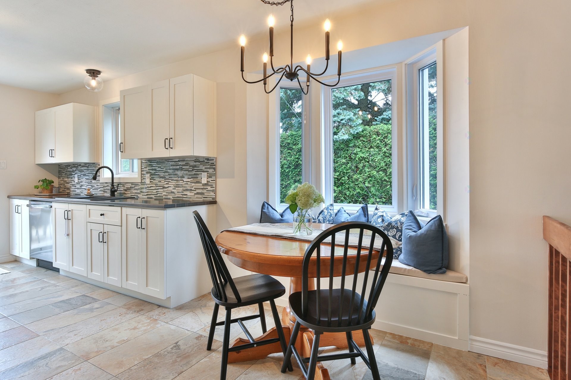 









185


Rue Marquis

,
Saint-Jean-sur-Richelieu,




QC
J2W1M1

