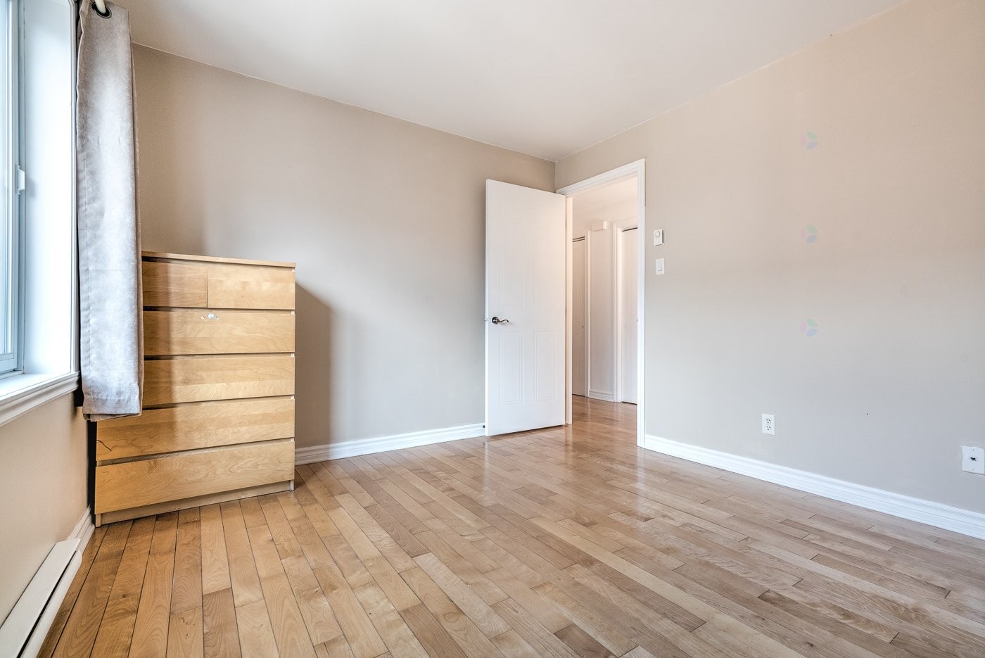 









6937


Av. De Monts

,
Montréal (Le Sud-Ouest),




QC
J4E2T5


