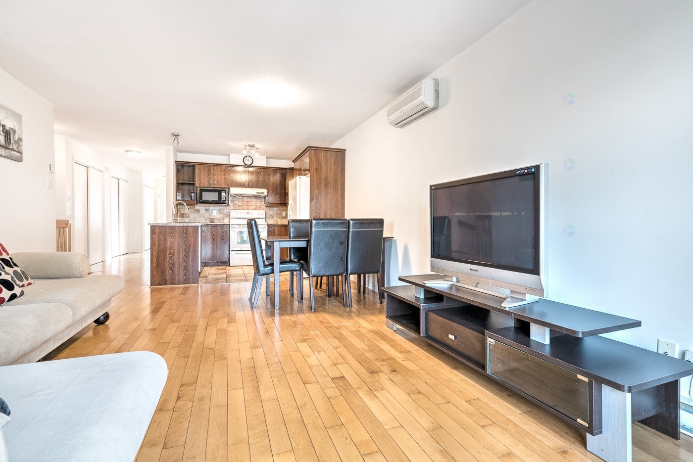 









6937


Av. De Monts

,
Montréal (Le Sud-Ouest),




QC
J4E2T5

