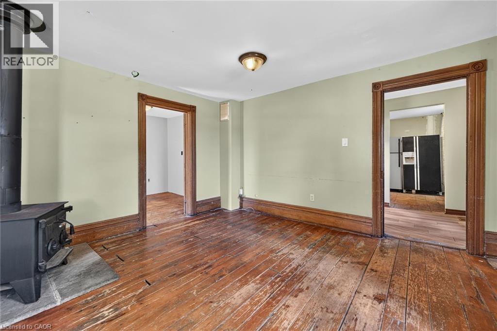 












44 SIMS LOCK Road

,
Caledonia,




Ontario
N3W1V8

