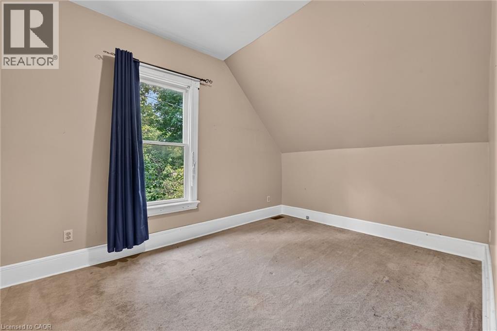 












44 SIMS LOCK Road

,
Caledonia,




Ontario
N3W1V8


