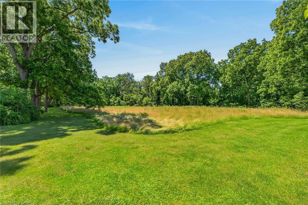 












44 SIMS LOCK Road

,
Caledonia,




Ontario
N3W1V8


