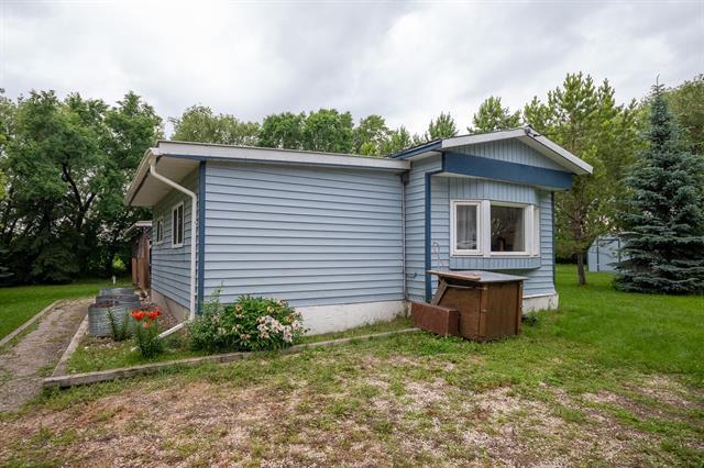 









26071


Mun 47N (Diversion Road)

RD,
Landmark,




MB
R0A 0X0

