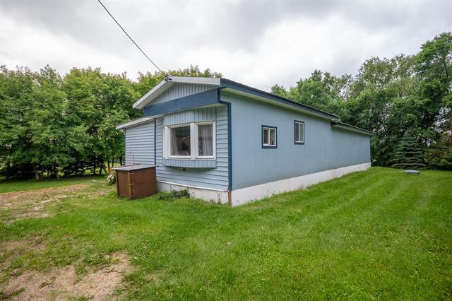 









26071


Mun 47N (Diversion Road)

RD,
Landmark,




MB
R0A 0X0

