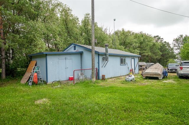 









26071


Mun 47N (Diversion Road)

RD,
Landmark,




MB
R0A 0X0

